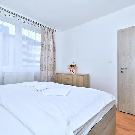 Emerald Marble Serenity * 布拉迪斯拉发